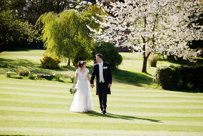 Leez Priory Wedding Photographer | Louise and Dan